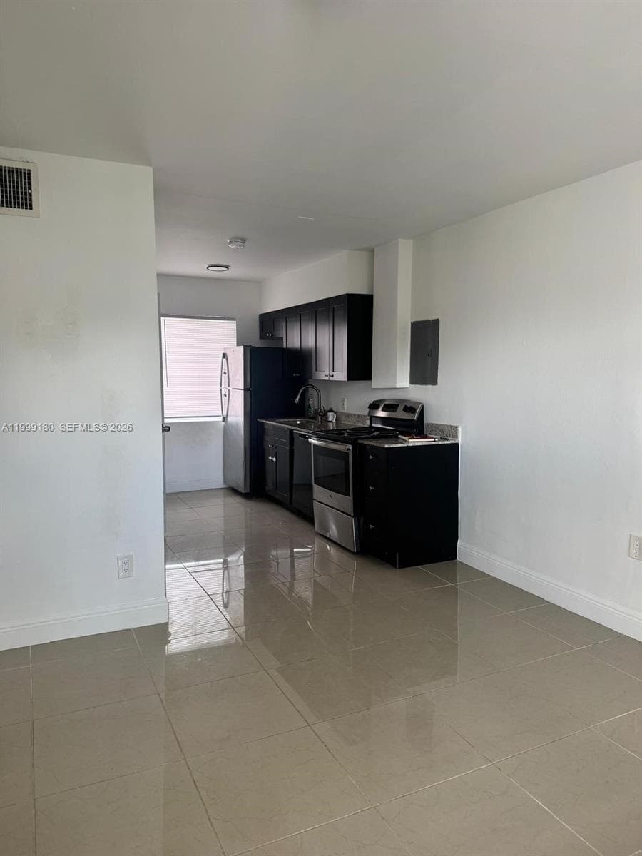 660 NE 88th Ter # 8, Miami FL 33138 — 1