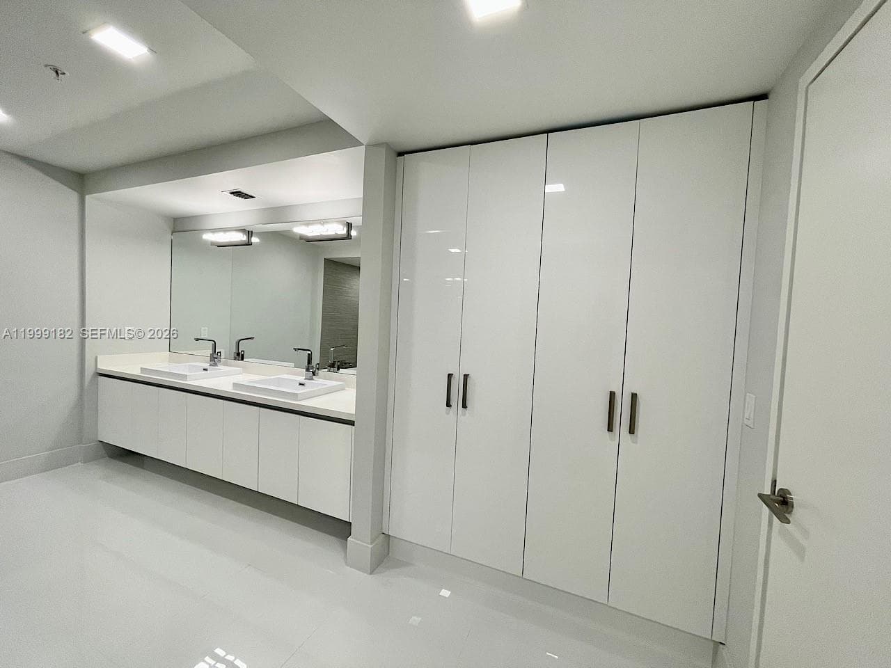 330 Sunny Isles Blvd # 905, Sunny Isles Beach FL 33160 — 14
