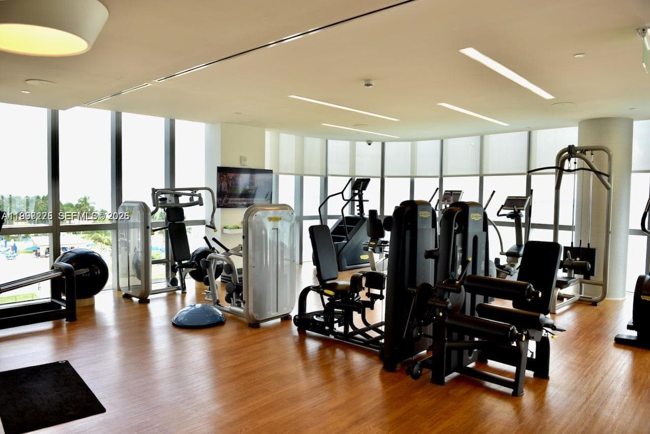 17475 Collins Ave # 2802, Sunny Isles Beach FL 33160 — 35