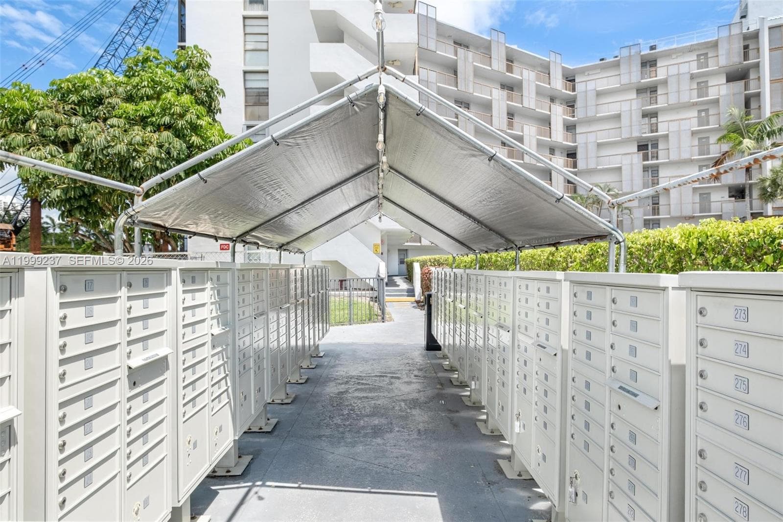 3475 N Country Club Dr # 619, Aventura FL 33180 — 28