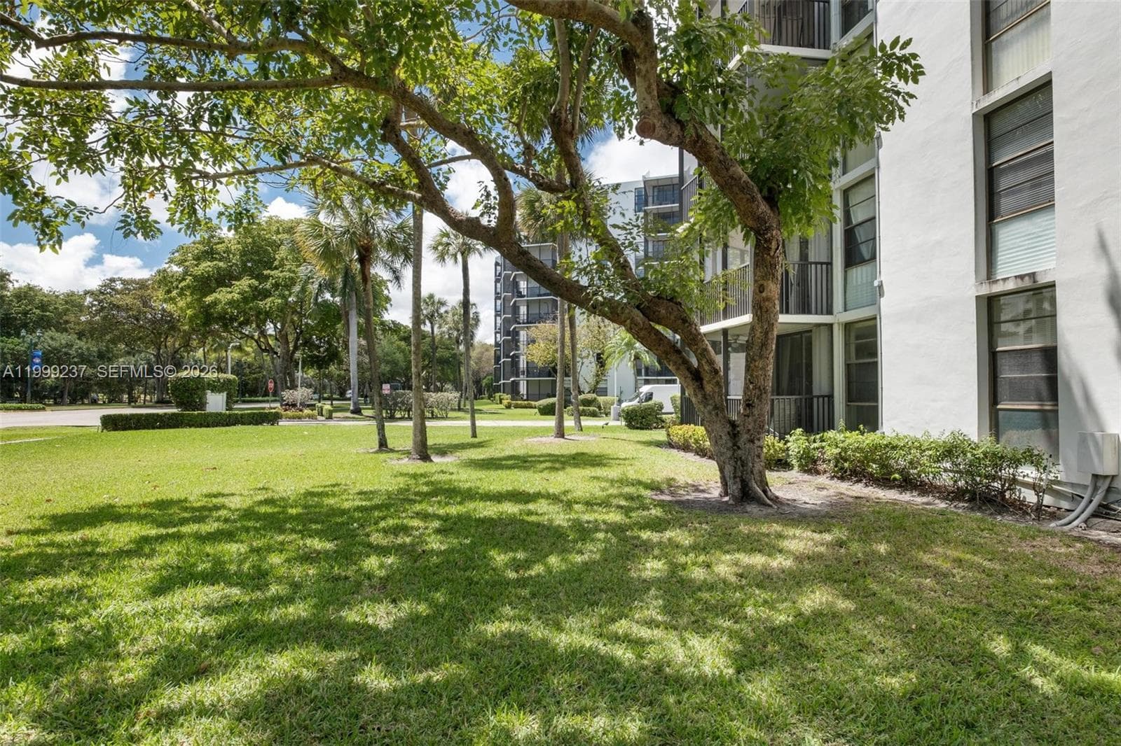 3475 N Country Club Dr # 619, Aventura FL 33180 — 29
