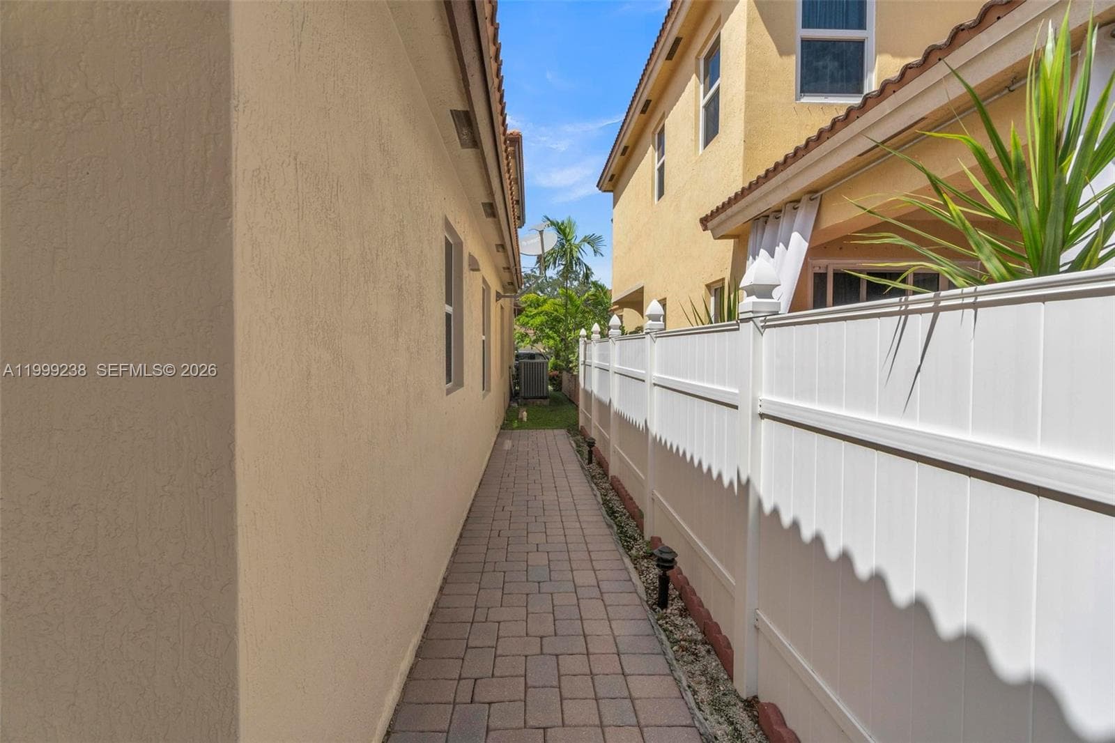 3920 NE 13th Dr, Homestead FL 33033 — 5