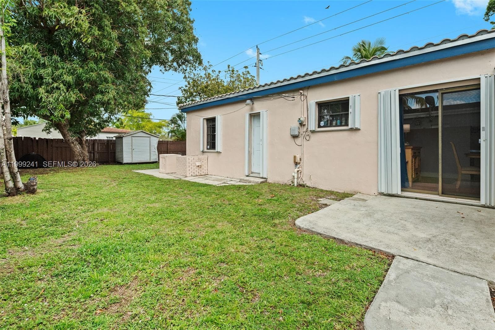 1395 NE 177th St, North Miami Beach FL 33162 — 22