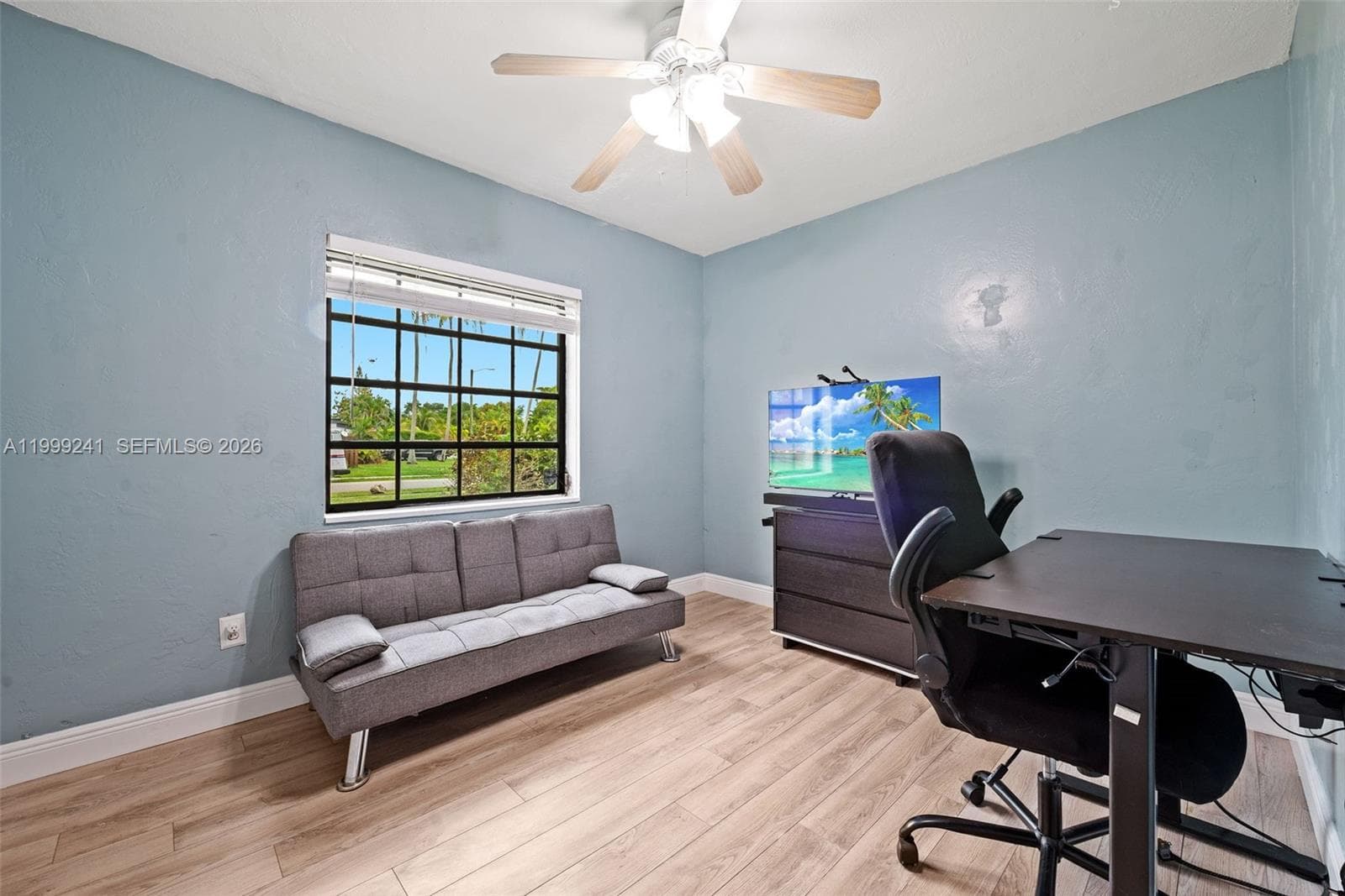1395 NE 177th St, North Miami Beach FL 33162 — 18
