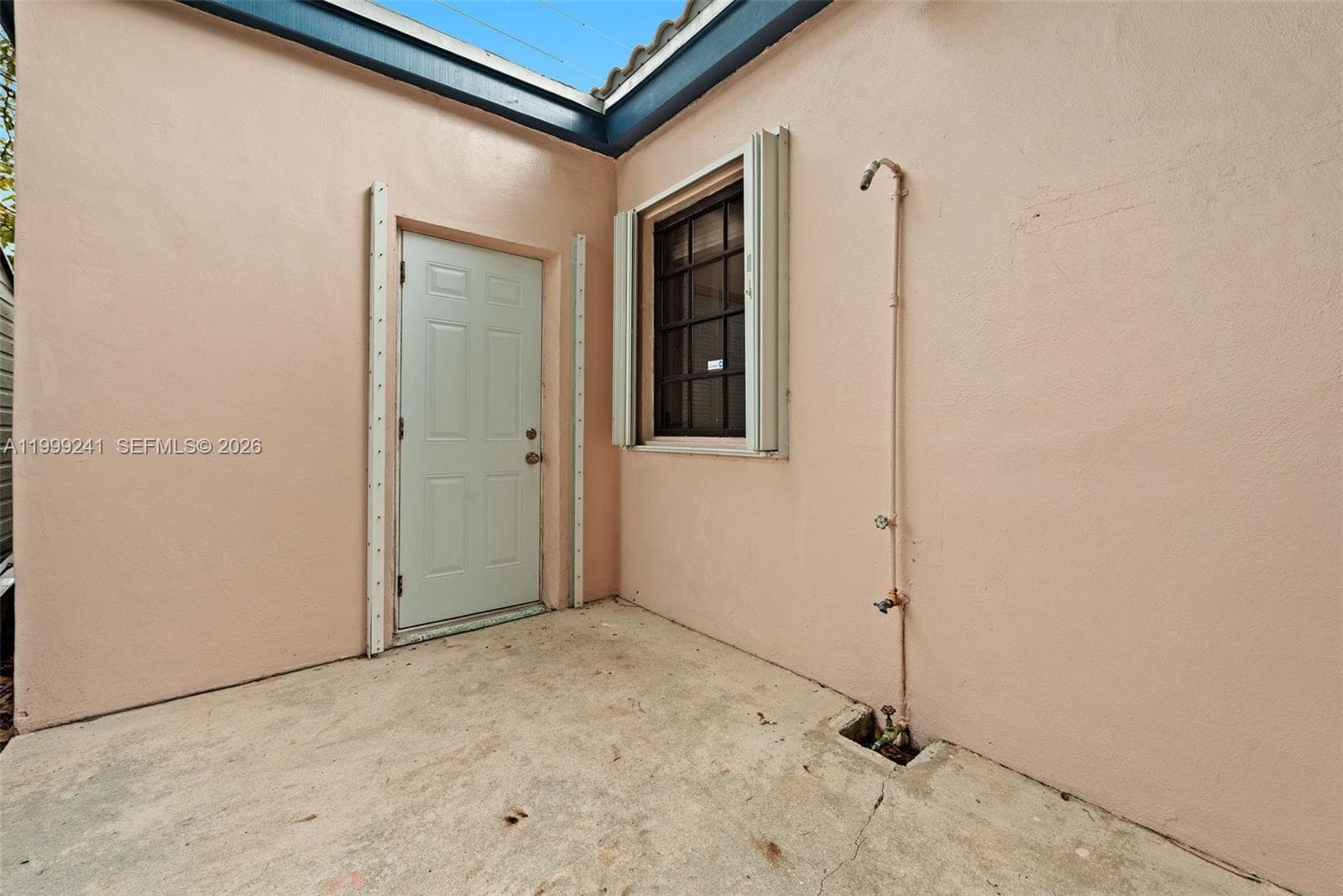 1395 NE 177th St, North Miami Beach FL 33162 — 21