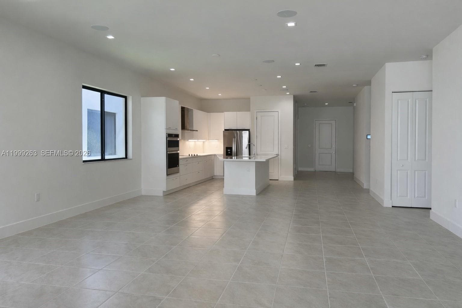 8037 NW 46th Ter, Doral FL 33166 — 6