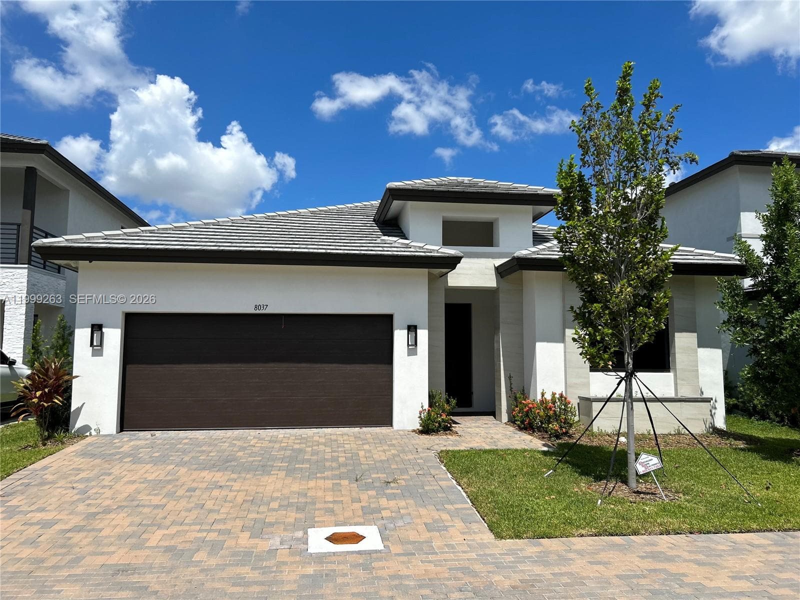 8037 NW 46th Ter, Doral FL 33166 — 1