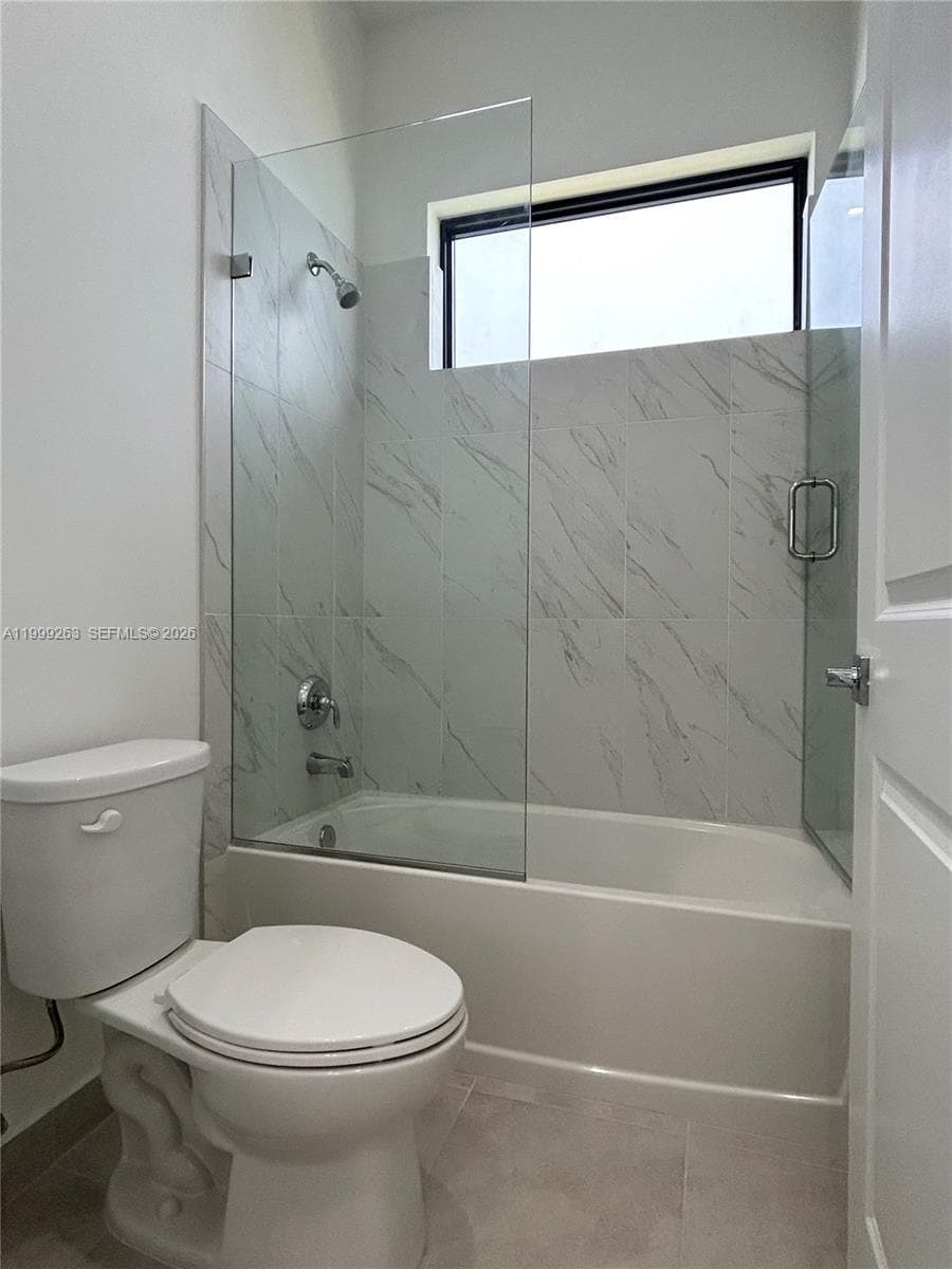 8037 NW 46th Ter, Doral FL 33166 — 20
