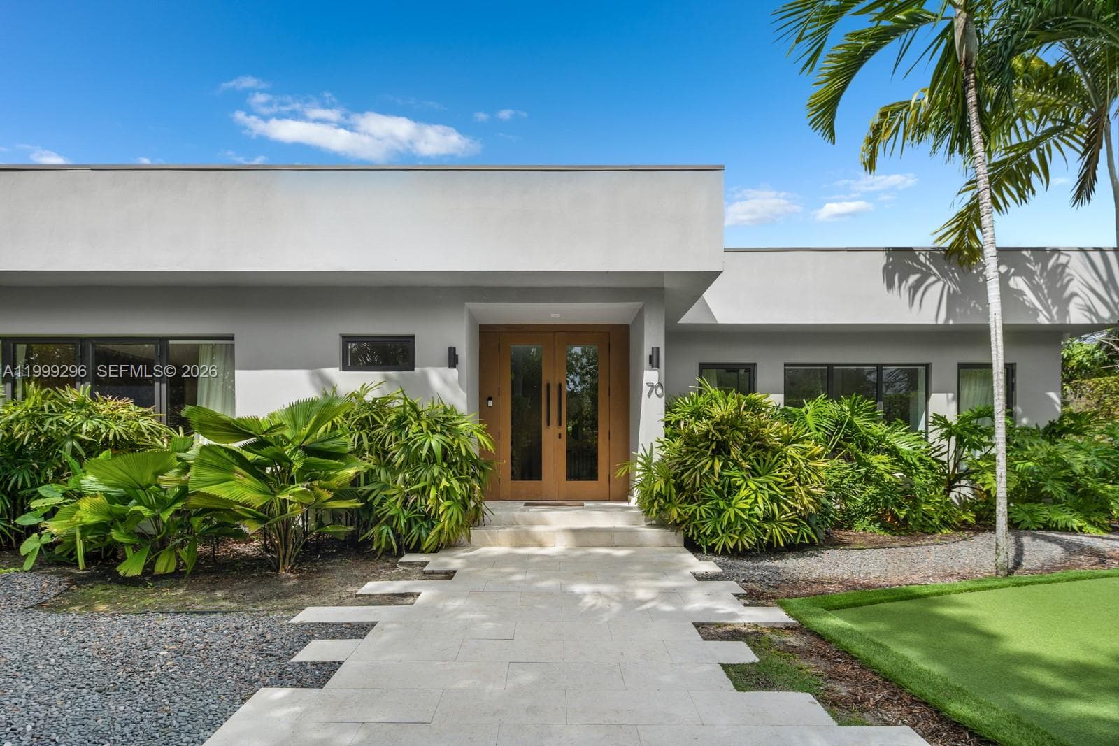 70 Samana Dr, Miami FL 33133 — 23