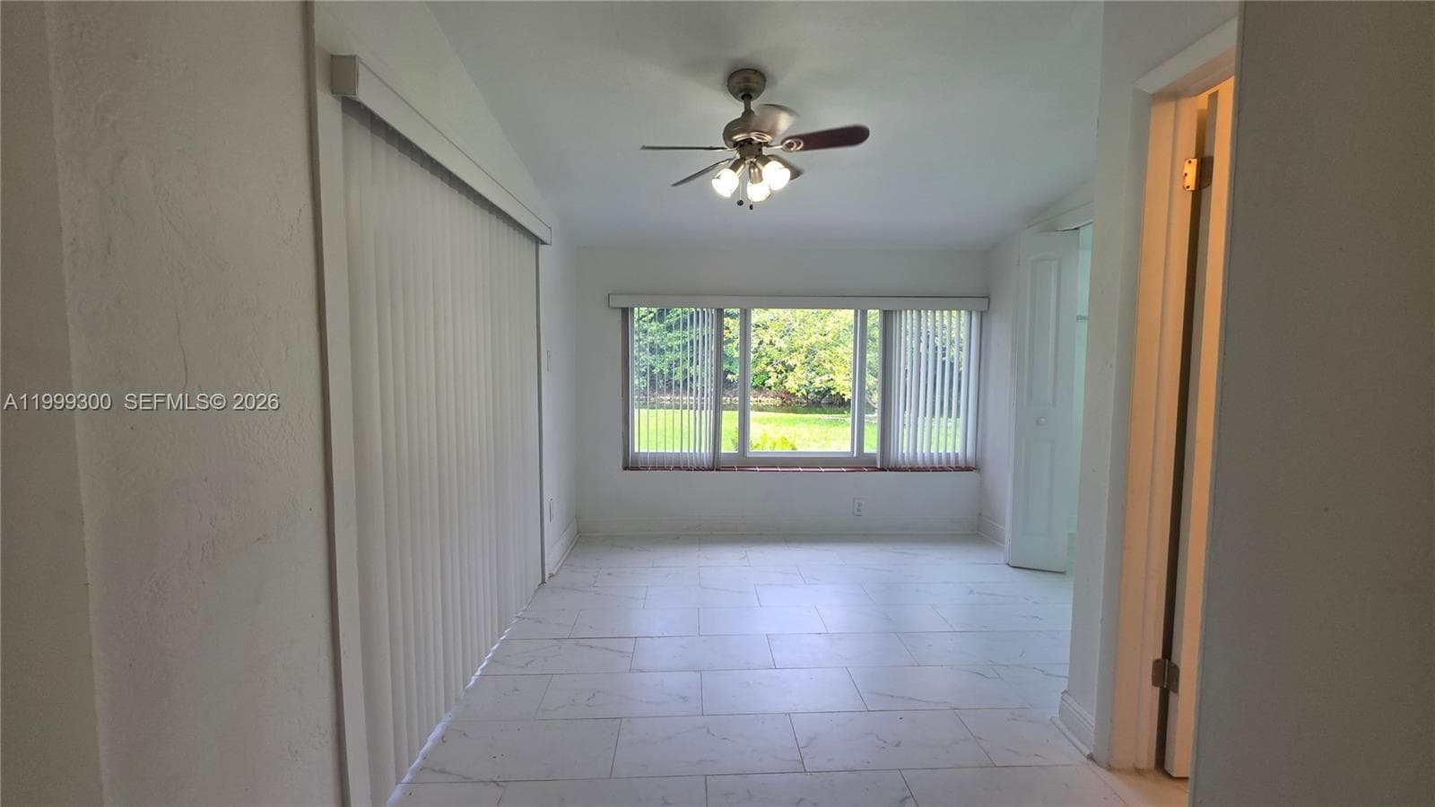 3325 S Lake Dr, Miami FL 33155 — 17