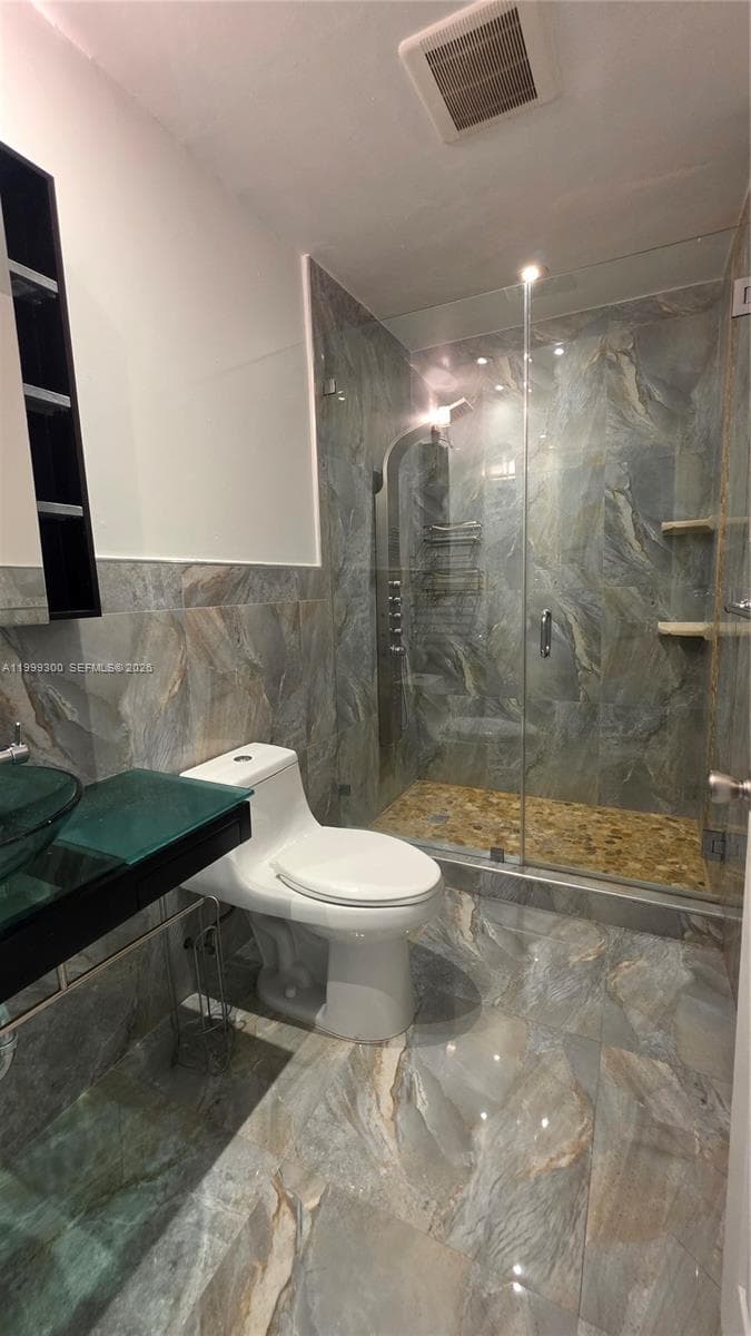 3325 S Lake Dr, Miami FL 33155 — 26