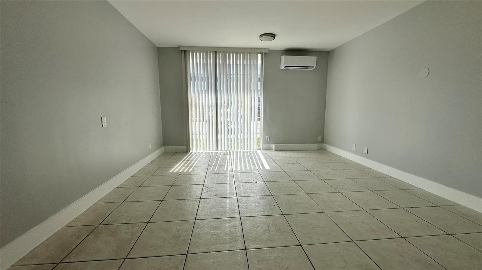 16450 NW 2nd Avenue, Miami FL 33169 — 2