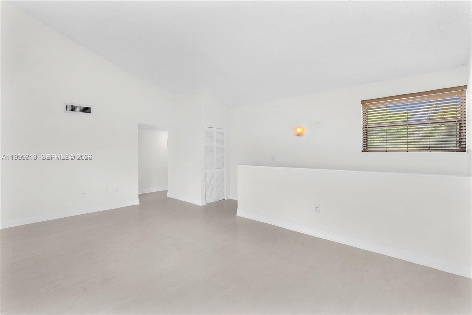 685 W Park Dr # 11, Miami FL 33172 — 12
