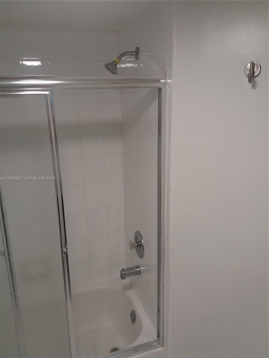 17275 Collins Ave # 801, Sunny Isles Beach FL 33160 — 40