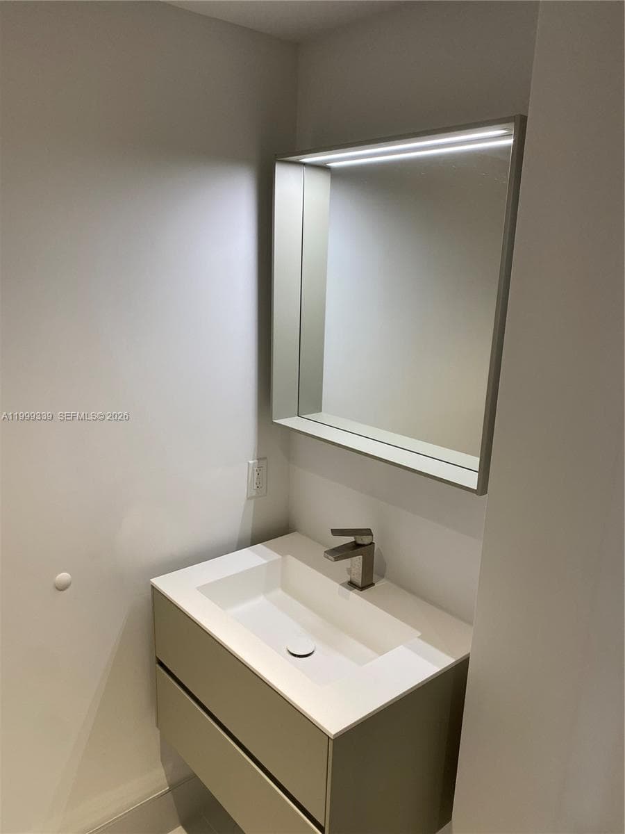 9521 E Bay Harbor Dr # 605, Bay Harbor Islands FL 33154 — 17