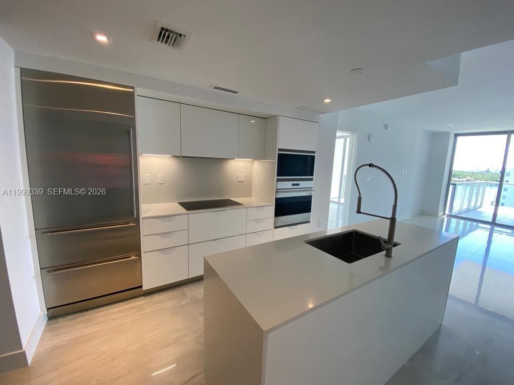 9521 E Bay Harbor Dr # 605, Bay Harbor Islands FL 33154 — 7