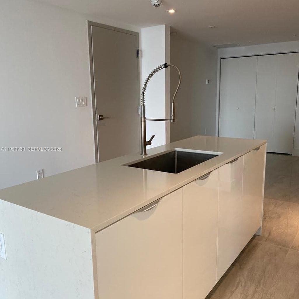9521 E Bay Harbor Dr # 605, Bay Harbor Islands FL 33154 — 8