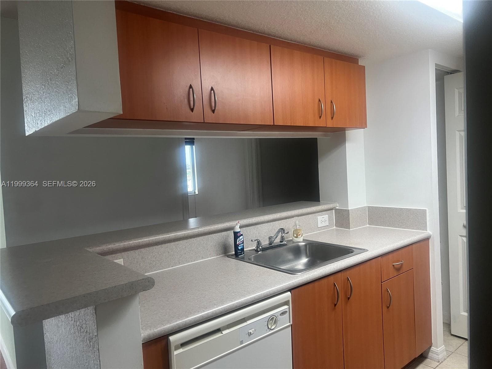816 NW 11th St # 1002, Miami FL 33136 — 5