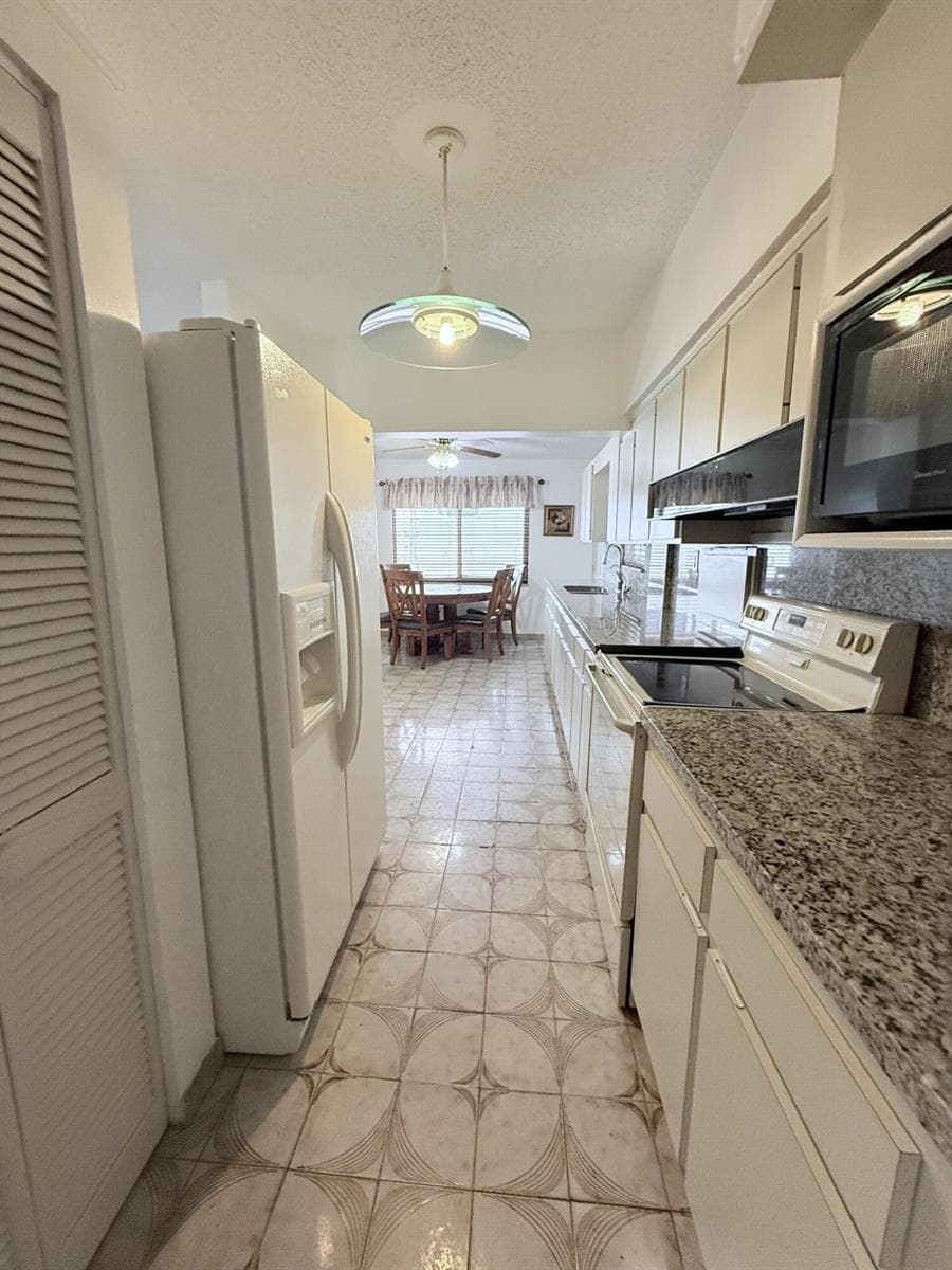957 W 67th Street, Hialeah FL 33012 — 7