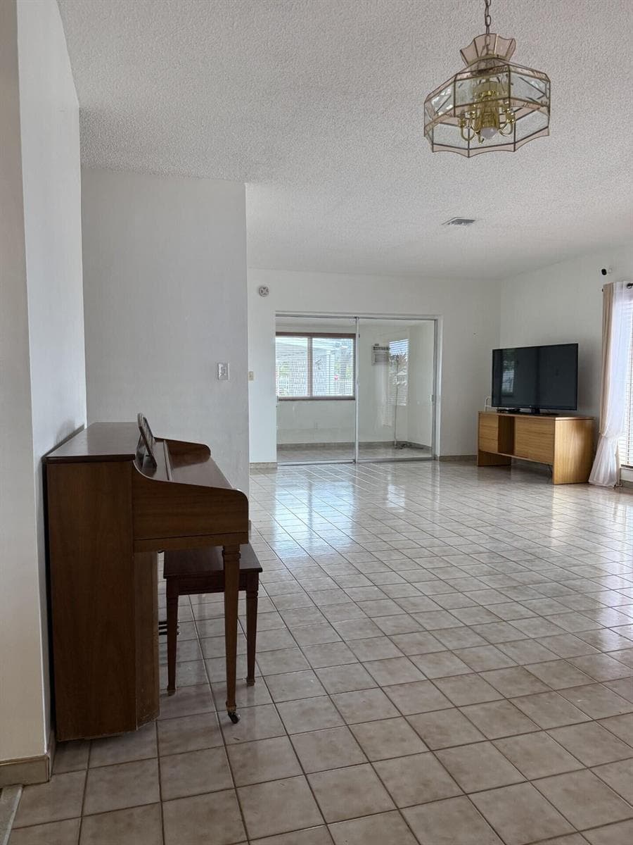 957 W 67th Street, Hialeah FL 33012 — 3