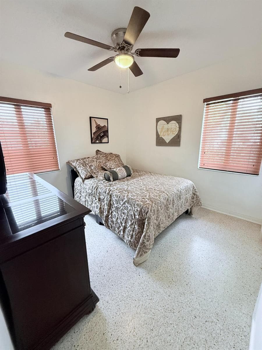 957 W 67th Street, Hialeah FL 33012 — 11