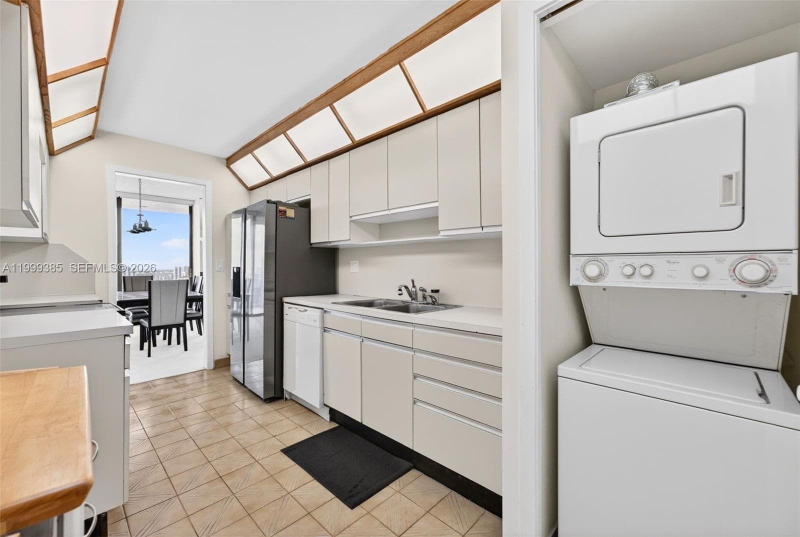 19355 Turnberry Way # 24C, Aventura FL 33180 — 9