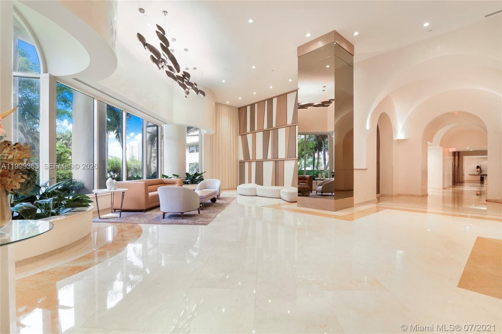 19355 Turnberry Way # 24C, Aventura FL 33180 — 19