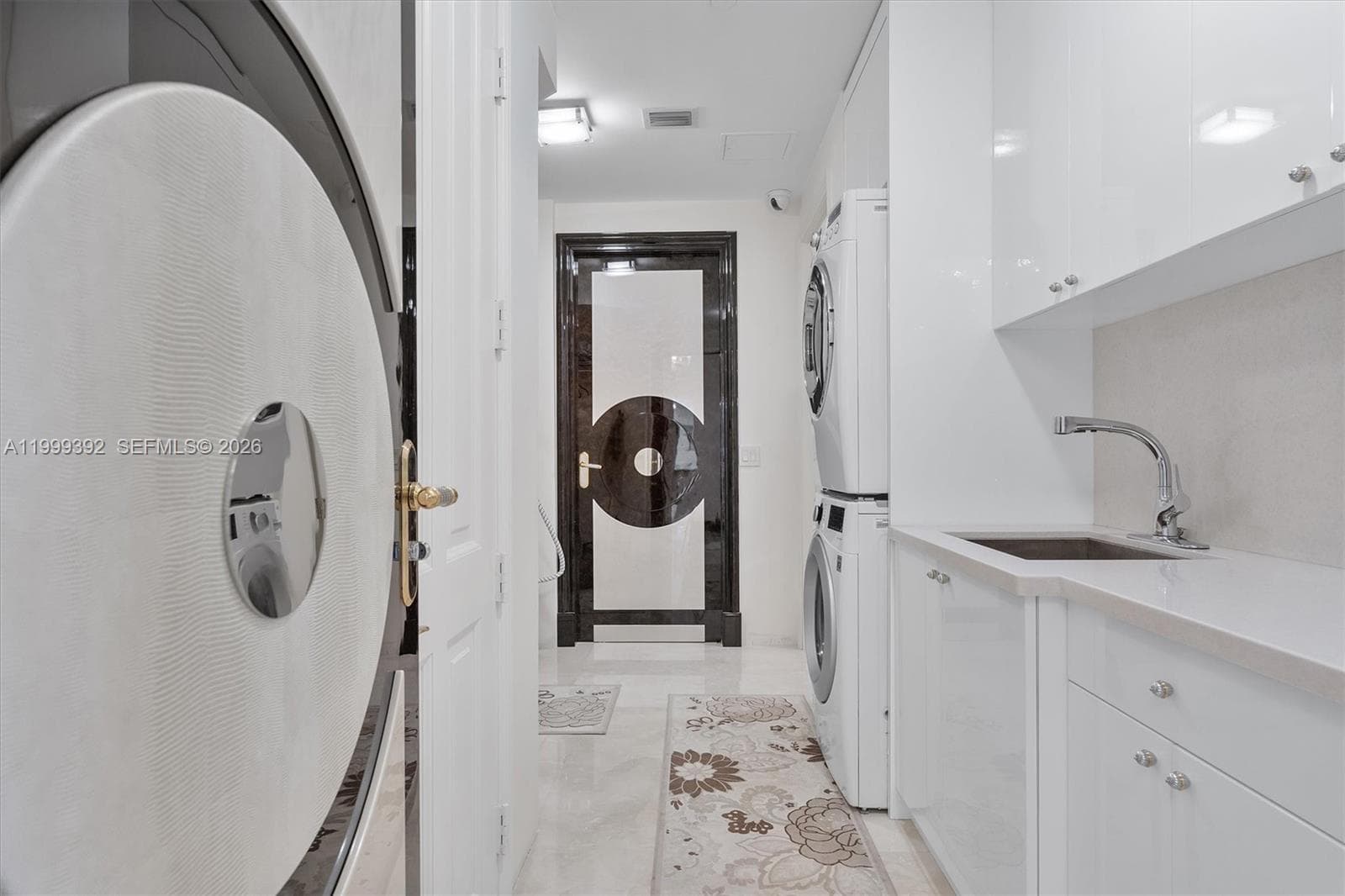 17875 Collins Ave, Sunny Isles Beach FL 33160 — 26