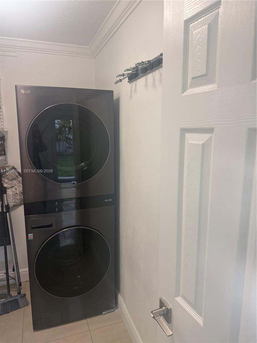 3250 SW 72 CT, Miami FL 33155 — 53