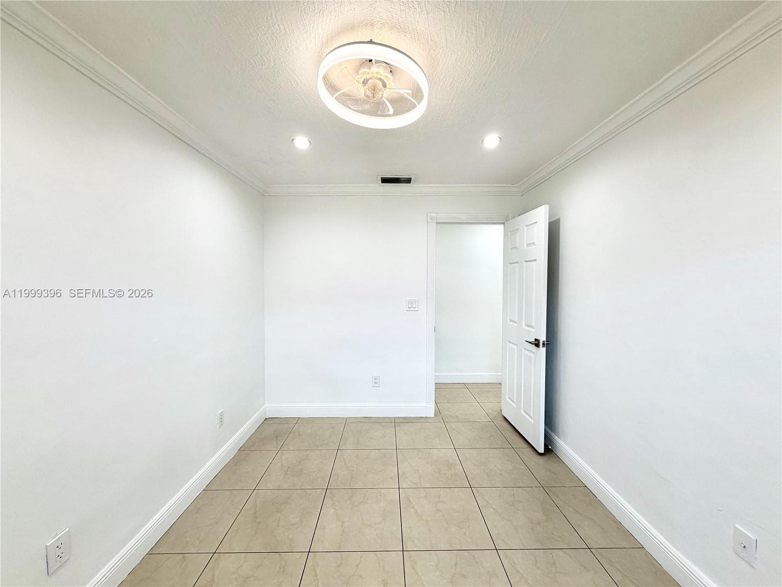 3250 SW 72 CT, Miami FL 33155 — 37