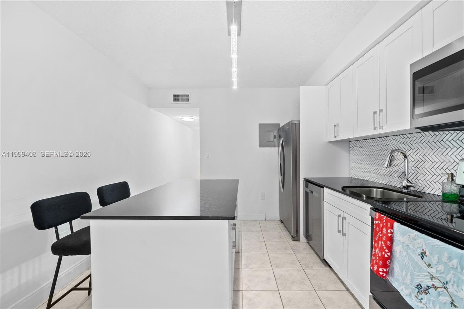 515 SW 3rd St # 6, Miami FL 33130 — 6