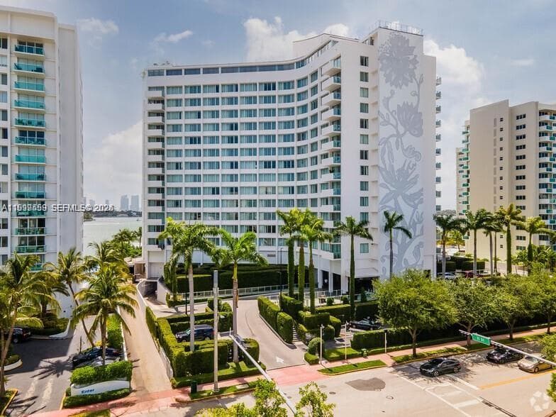 1100 West Ave # 409, Miami Beach FL 33139 — 20