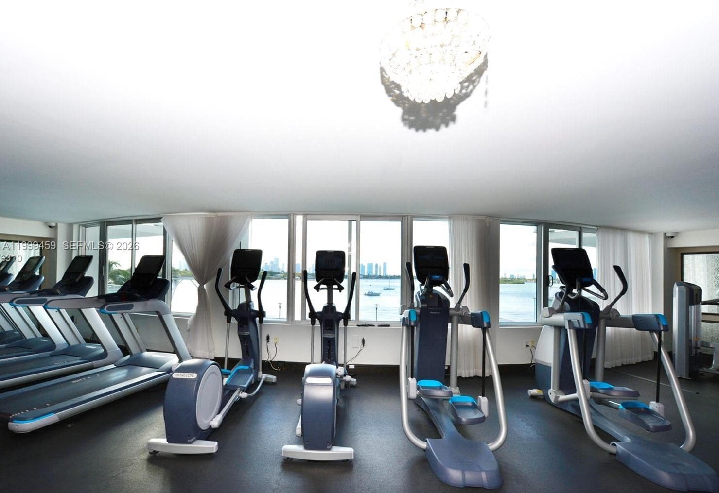 1100 West Ave # 409, Miami Beach FL 33139 — 33