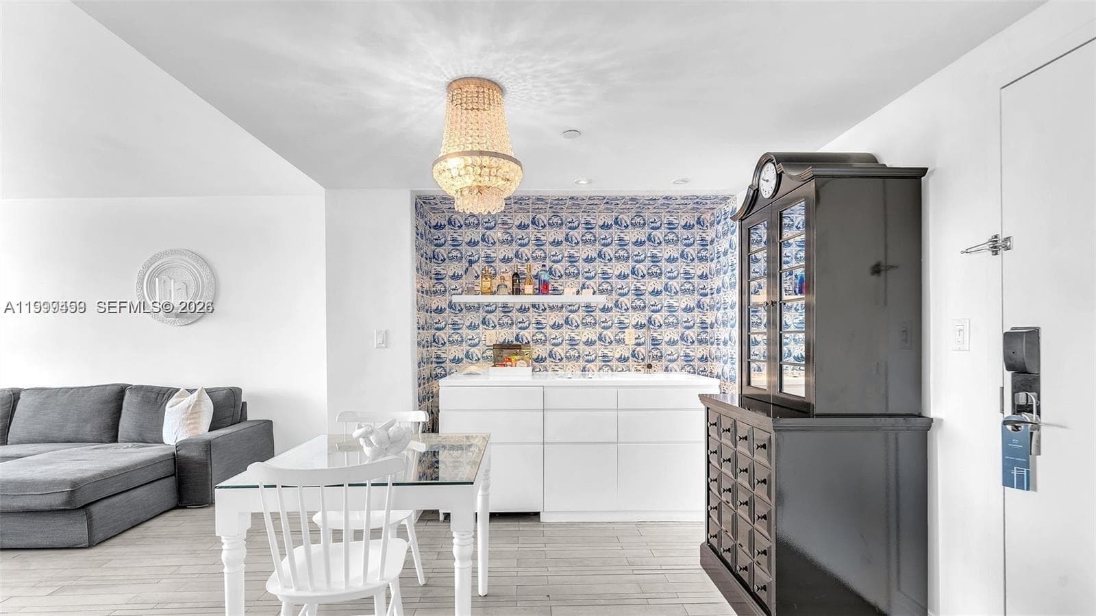 1100 West Ave # 409, Miami Beach FL 33139 — 11