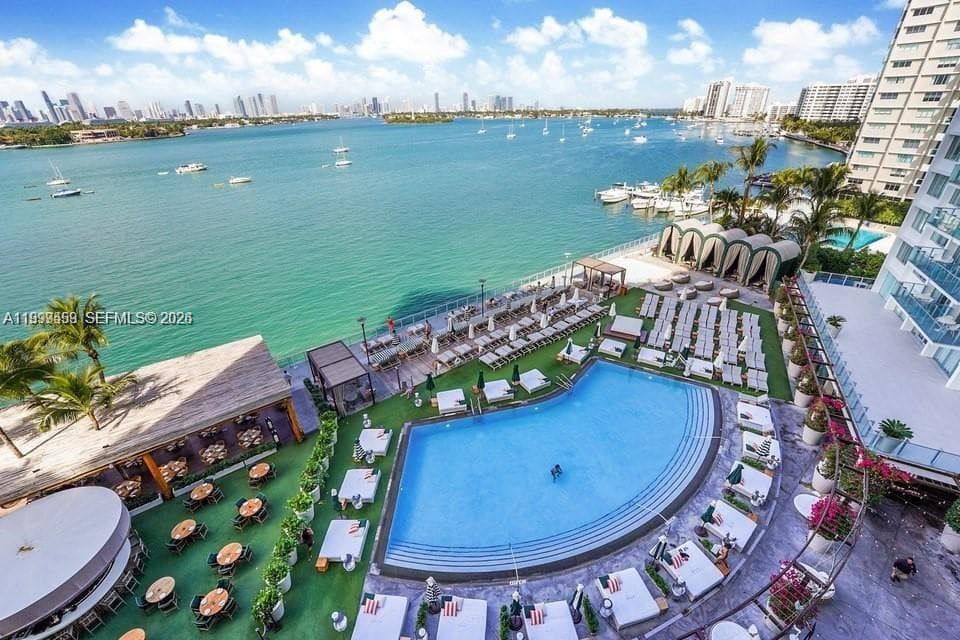 1100 West Ave # 409, Miami Beach FL 33139 — 25