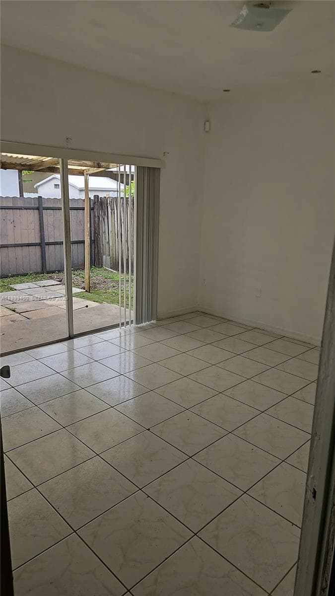 6993 W 5th Ct # 6993, Hialeah FL 33014 — 15