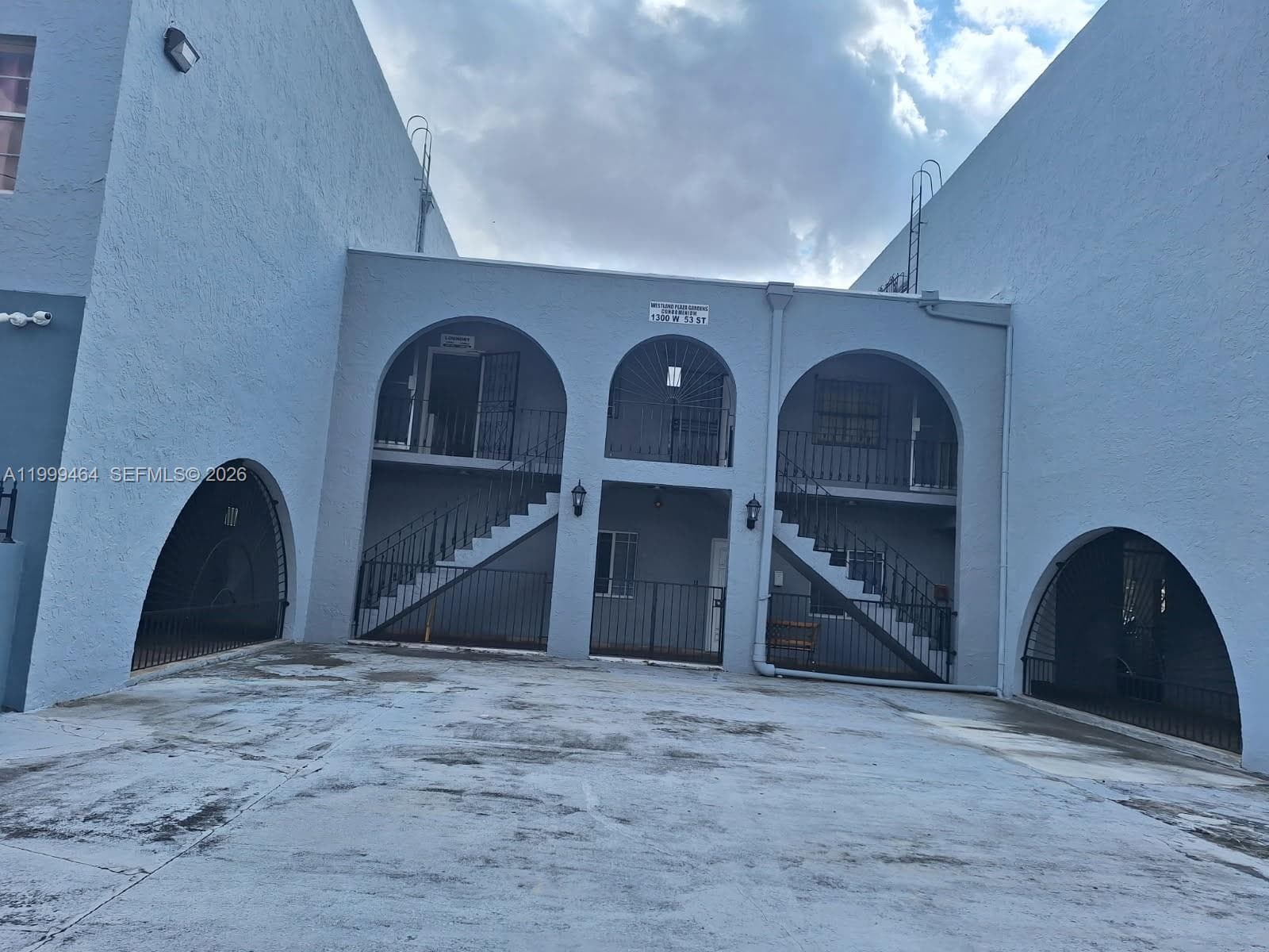 1300 W 53rd St # 19, Hialeah FL 33012 — 2