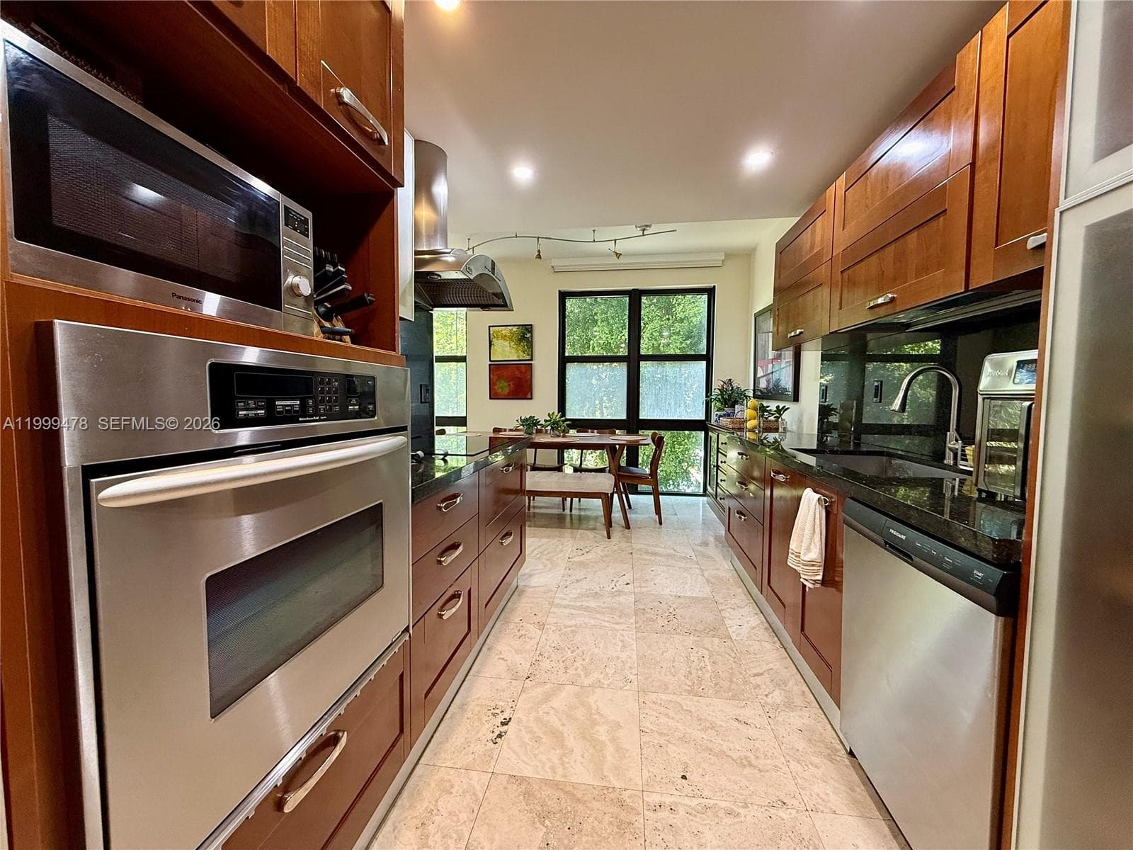 1121 Crandon Blvd # E107, Key Biscayne FL 33149 — 2