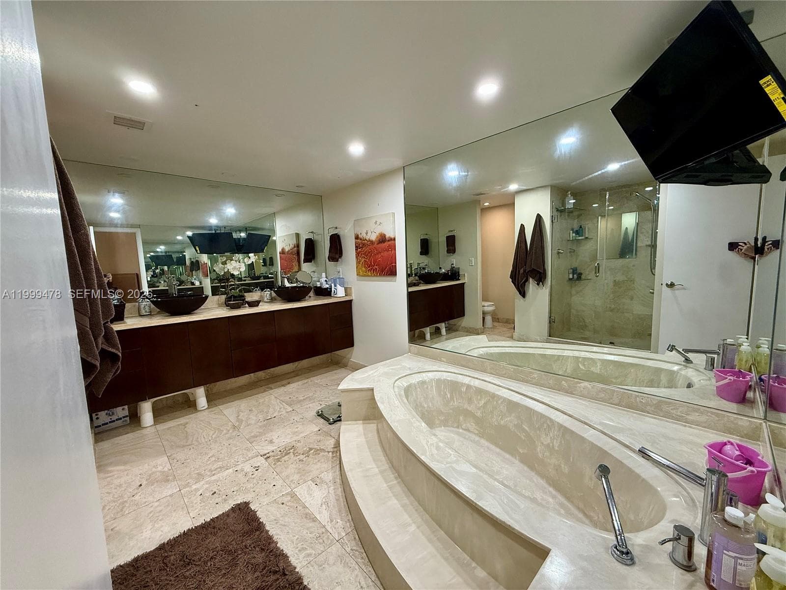 1121 Crandon Blvd # E107, Key Biscayne FL 33149 — 21