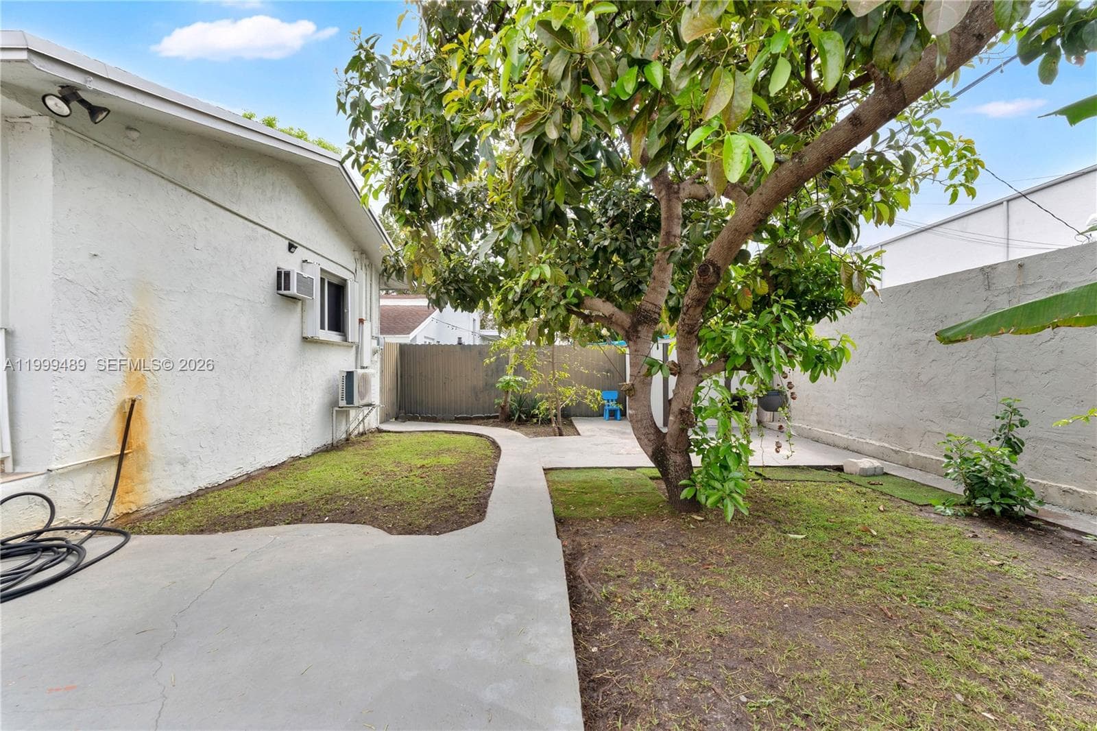 4310 SW 7th St, Miami FL 33134 — 25
