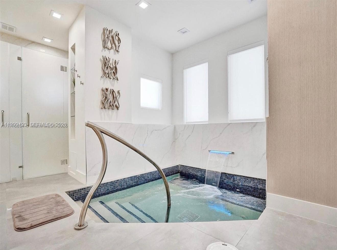 4775 Collins Ave # 3608, Miami Beach FL 33140 — 34