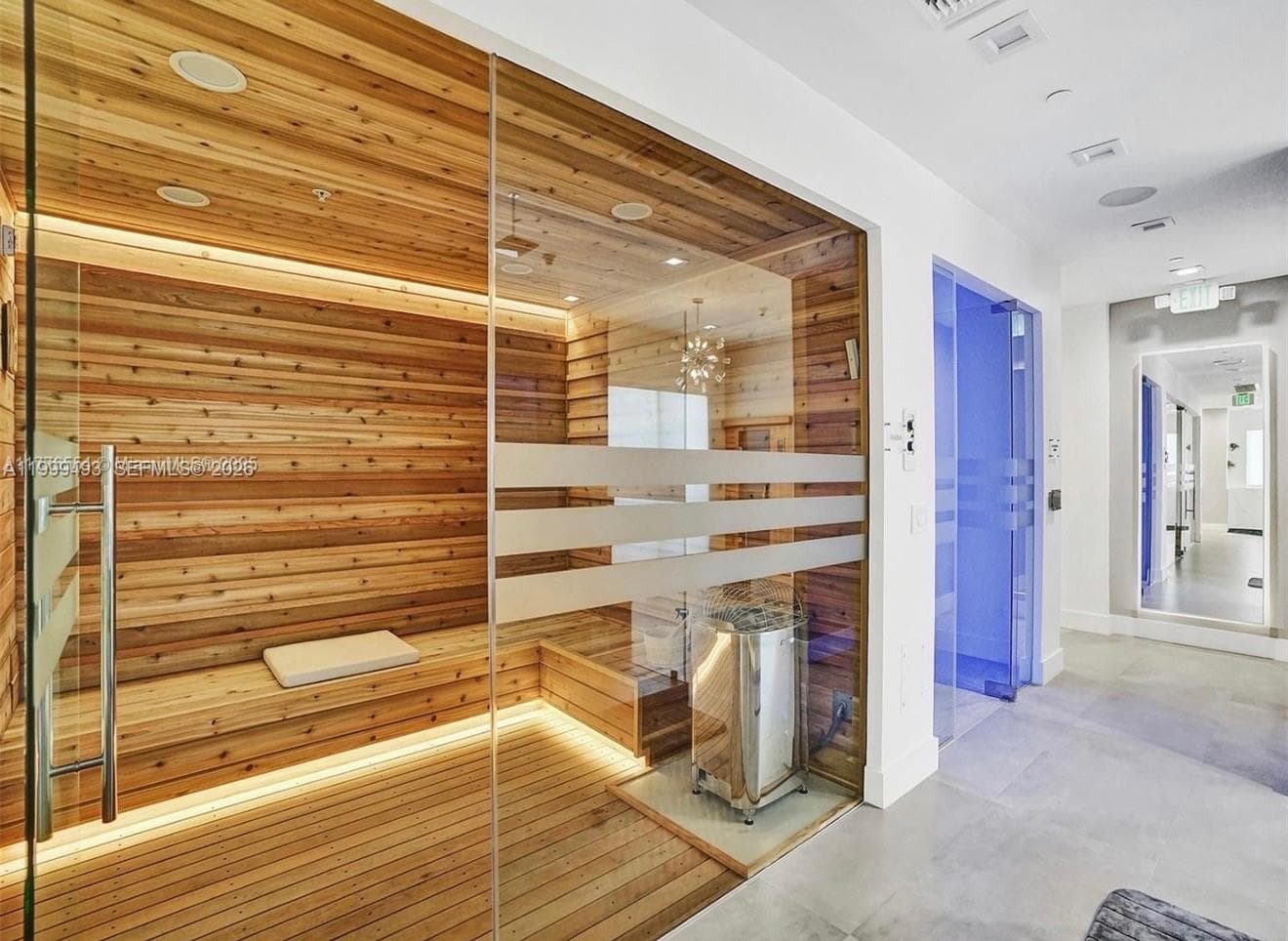 4775 Collins Ave # 3608, Miami Beach FL 33140 — 33