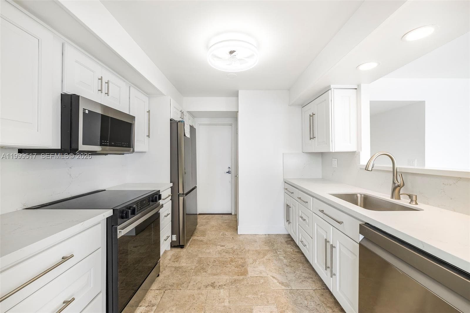 1420 Brickell Bay Dr # 1401A, Miami FL 33131 — 16
