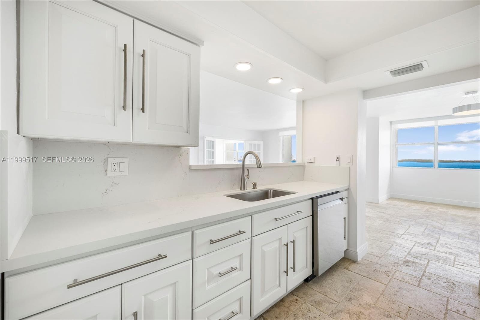 1420 Brickell Bay Dr # 1401A, Miami FL 33131 — 18