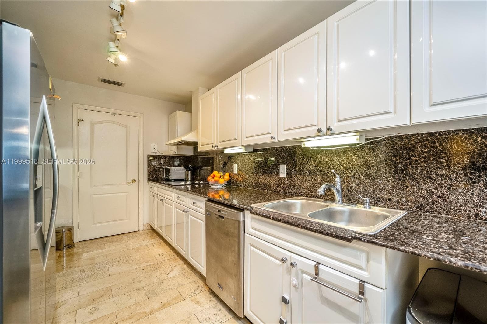 1413 Sunset Harbour Dr # 209, Miami Beach FL 33139 — 10