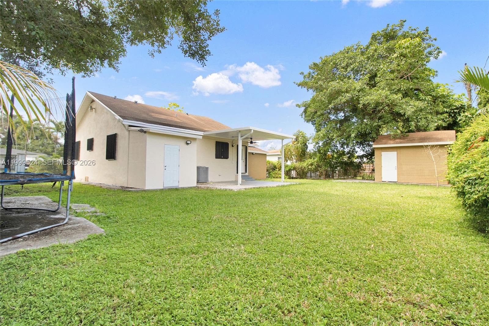 1925 NW 49th St, Miami FL 33142 — 30