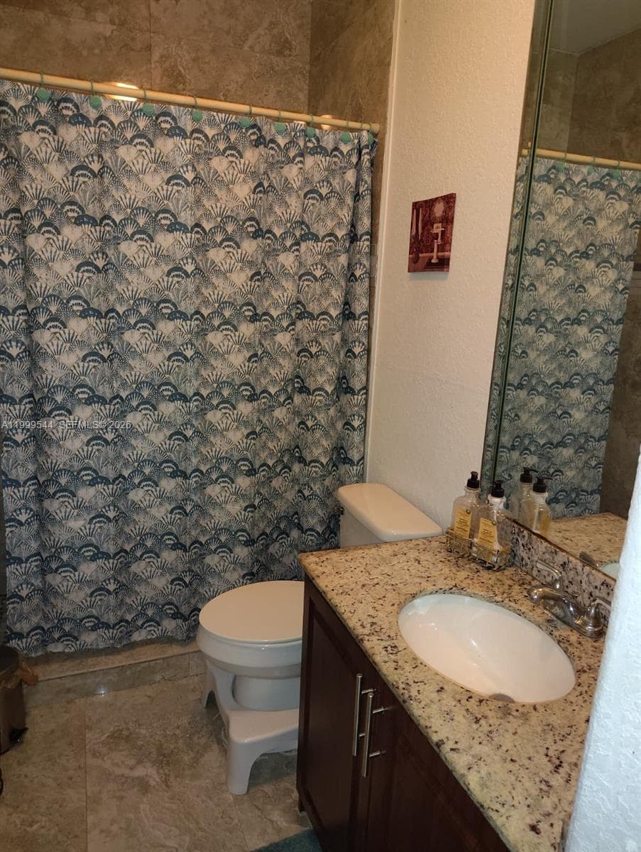 7736 NW 197 LN, Hialeah FL 33015 — 16