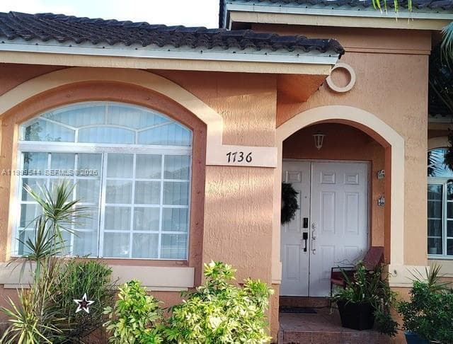 7736 NW 197 LN, Hialeah FL 33015 — 9