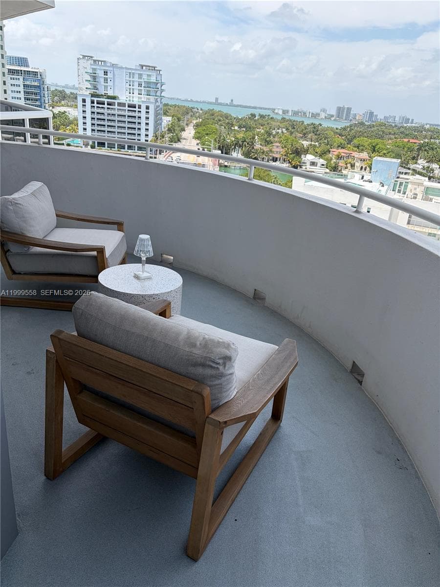 6301 Collins Ave # 1207, Miami Beach FL 33141 — 22