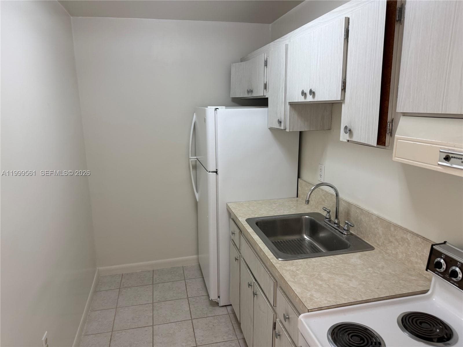 3881 W Flagler St # 319, Miami FL 33134 — 9